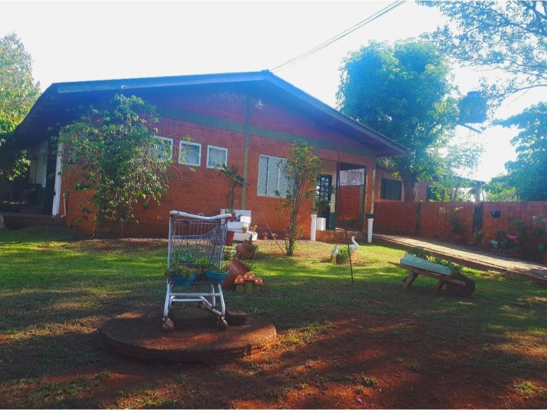 Iguazu Alojamiento "La Casa" Puerto Iguazu Exterior photo